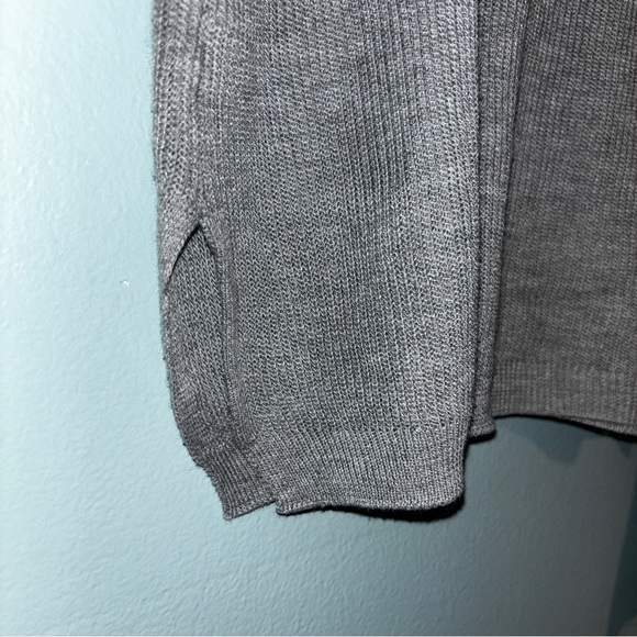 Pink Rose Women’s Flowy Grey Wide Sleeve Tunic Top w/ Crisscross Detail Neckline - Picture 3 of 7